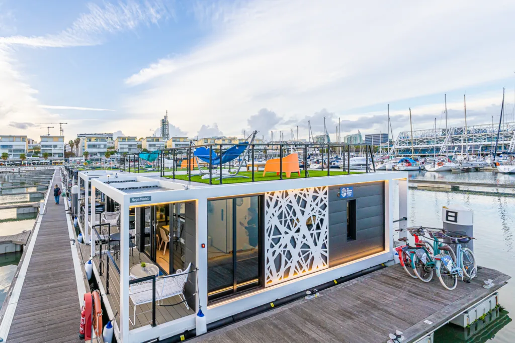 Houseboat La Mare w Lizbonie
